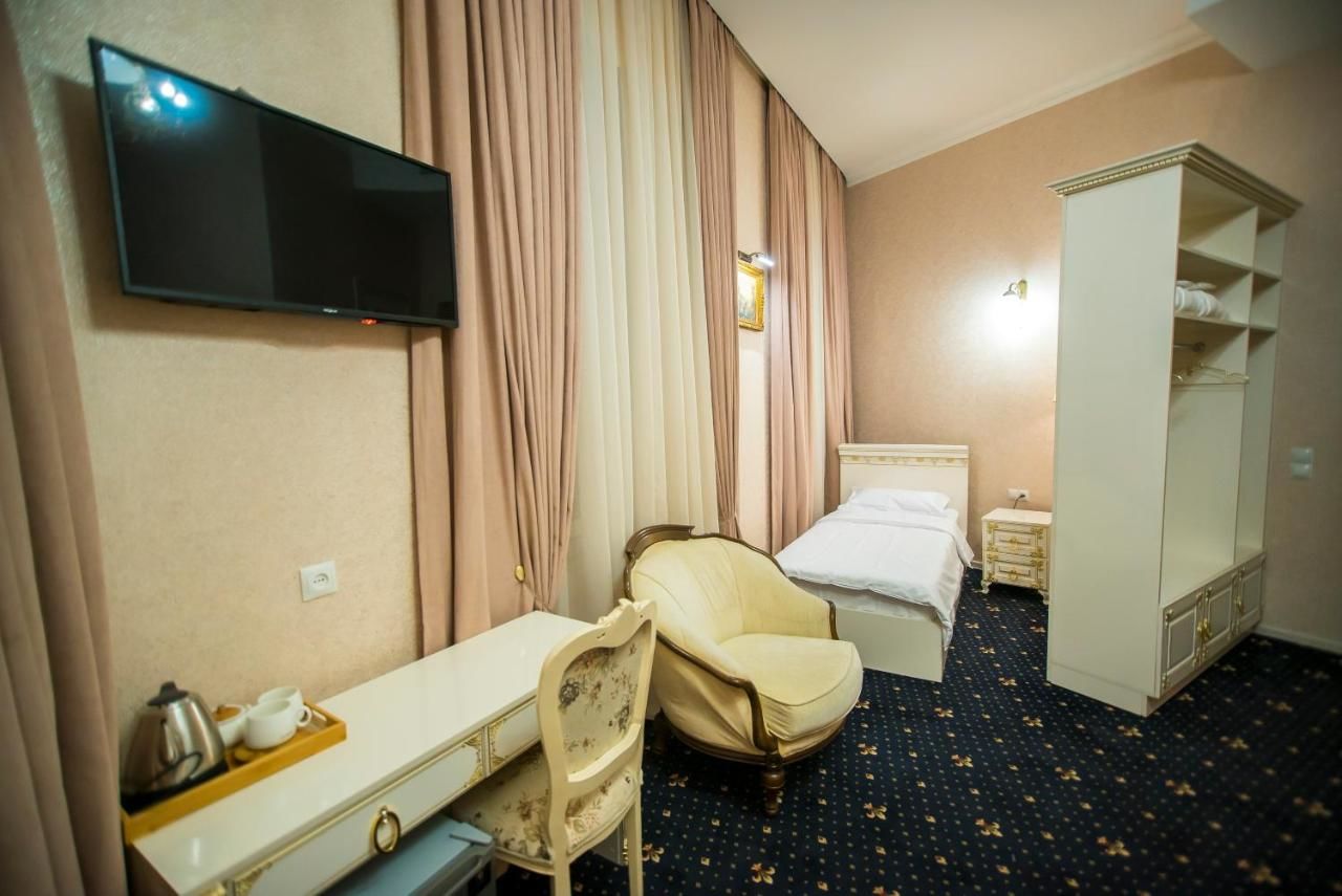 Отель Royal Hotel Тбилиси